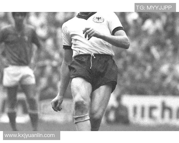 8月出生的足球巨星们：他们的成就与球场传奇