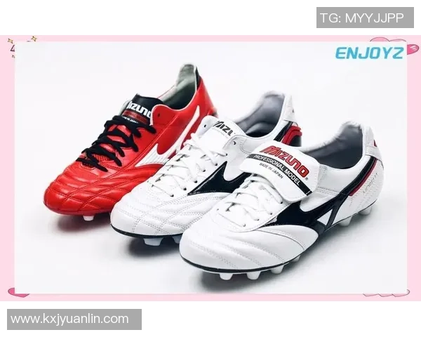 如何选择适合球星的足球鞋及推荐热门款式解析