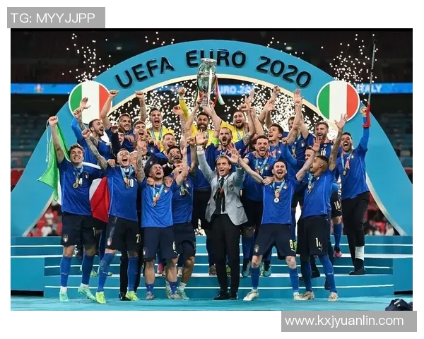 当红足球球星携手粉丝共创激情互动合拍瞬间 当红足球球星携手粉丝共创激情互动合拍瞬间