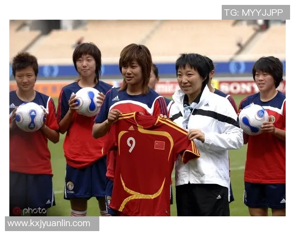 最喜欢的足球明星与球场上的终极挑战 谁将成为新一代传奇人物 最喜欢的足球明星与球场上的终极挑战 谁将成为新一代传奇人物